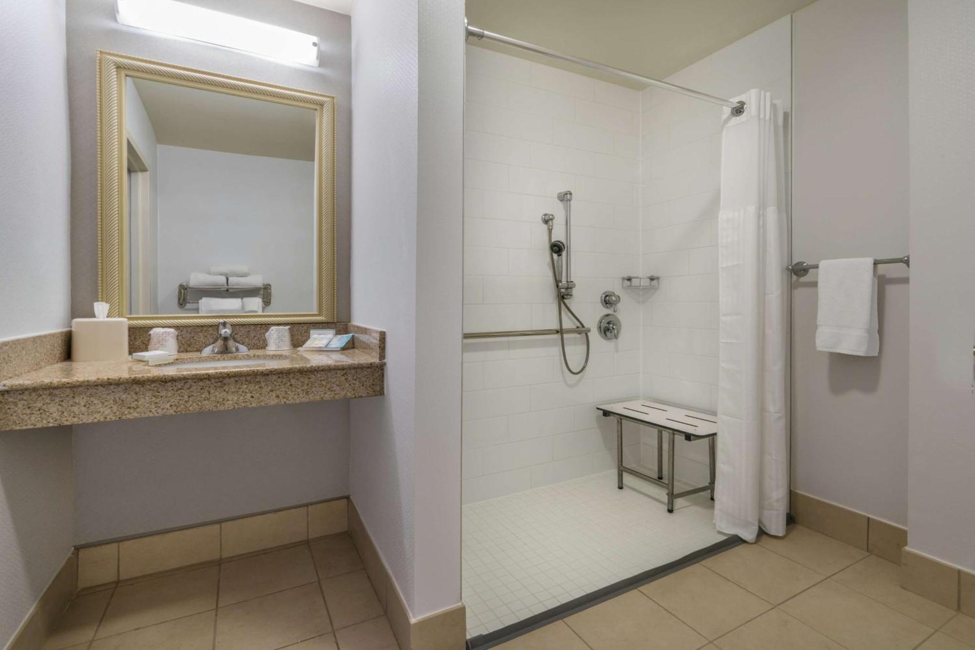 Hilton Garden Inn Blacksburg University Екстер'єр фото