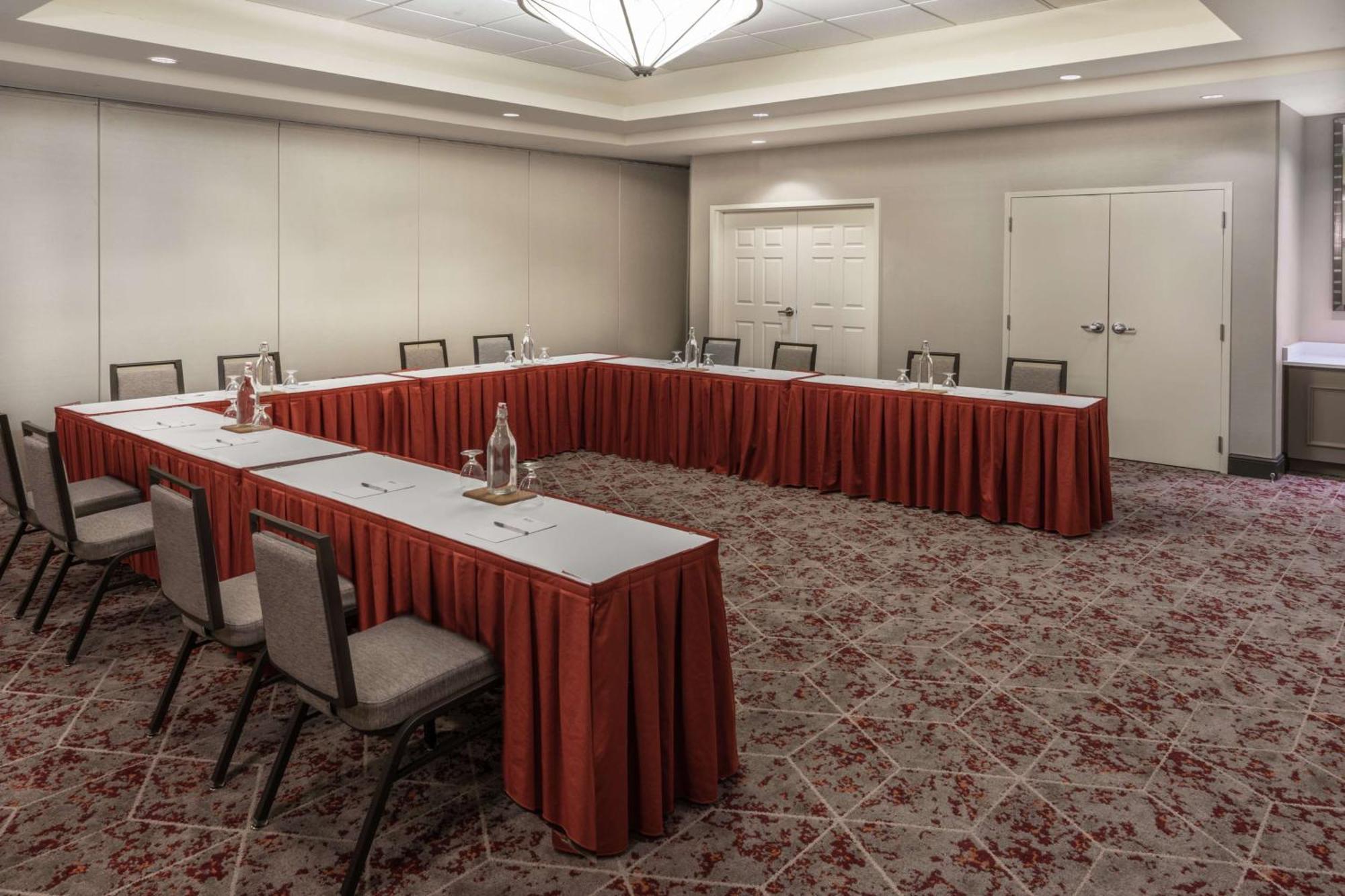 Hilton Garden Inn Blacksburg University Екстер'єр фото